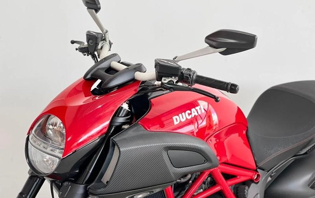 imagem-https://www.socarrao.com.br/sc-vehicle-images-prod/3577389/1790098945369-8440832_3_B_7add1b938a.jpeg
