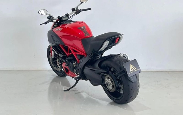 imagem-https://www.socarrao.com.br/sc-vehicle-images-prod/3577389/1790098945377-8440832_7_B_af8184ecda.jpeg