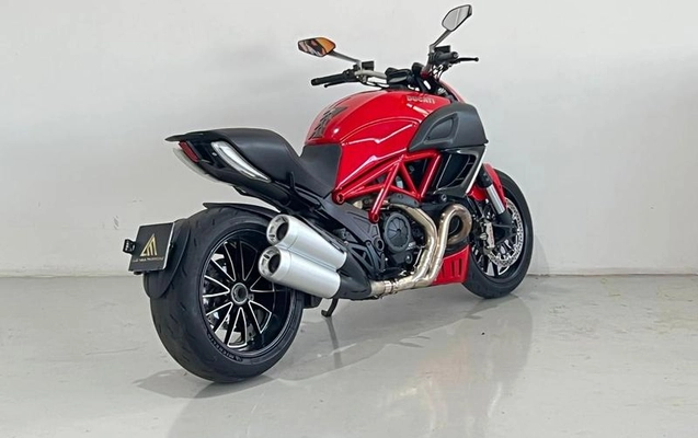 imagem-https://www.socarrao.com.br/sc-vehicle-images-prod/3577389/1790098945380-8440832_15_B_64decb056a.jpeg