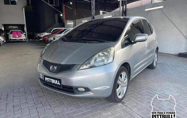 imagem-https://www.socarrao.com.br/sc-vehicle-images-prod/3577391/1789598319966-8440514_11_B_27d422e3ea.jpeg