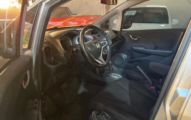 imagem-https://www.socarrao.com.br/sc-vehicle-images-prod/3577391/1789598319973-8440514_6_B_d6b22595f9.jpeg