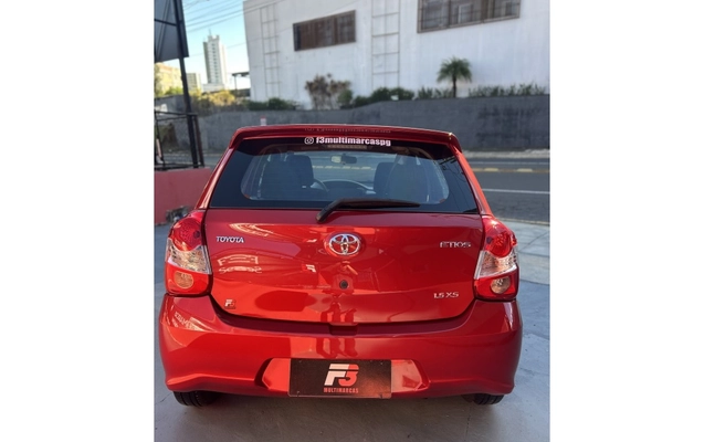 imagem-https://www.socarrao.com.br/sc-vehicle-images-prod/3577405/1788296445736-1_055930.jpg