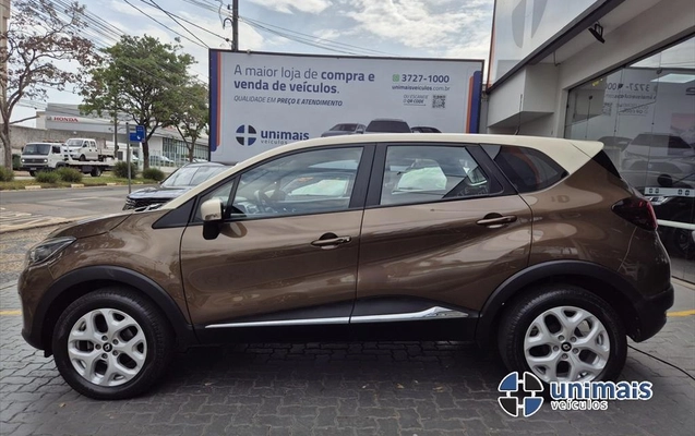 imagem-https://www.socarrao.com.br/sc-vehicle-images-prod/3577451/1788296656141-0db4b257-062e-47a6-b6dd-a025e68c7ed620260901162936.jpeg
