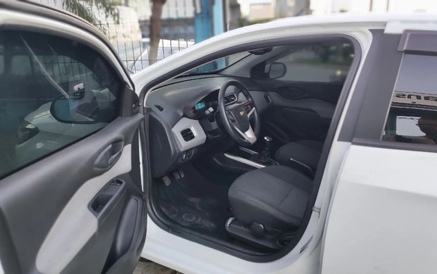 imagem-https://www.socarrao.com.br/sc-vehicle-images-prod/3577673/1789502590724-gb-106a952.jpeg