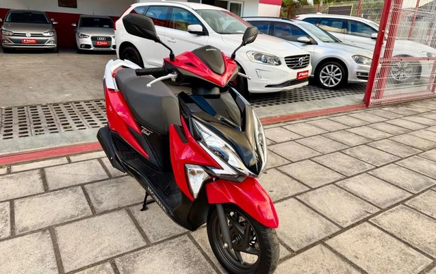 imagem-https://www.socarrao.com.br/sc-vehicle-images-prod/3577771/1788297339600-8435112_0_B_97d66ea470.jpeg