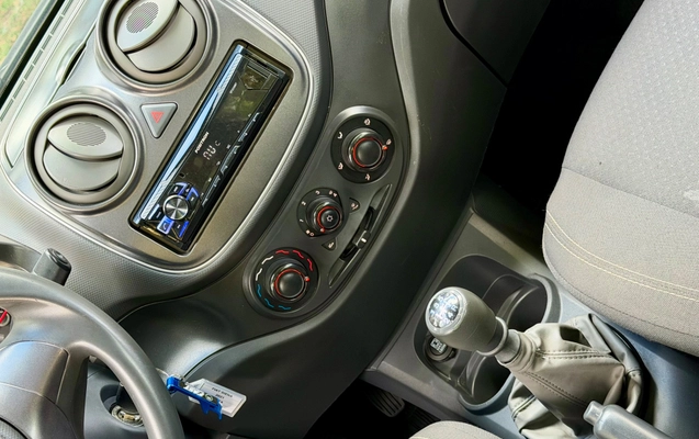 imagem-https://www.socarrao.com.br/sc-vehicle-images-prod/3577772/1788297340509-083f9430-f8f9-46b3-8383-ef69c46c702a.jpg