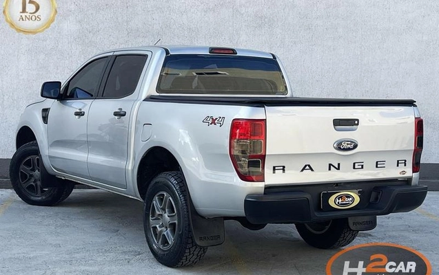 imagem-https://www.socarrao.com.br/sc-vehicle-images-prod/3577779/1789676091030-8403190_0_B_312a87e0c6.jpeg