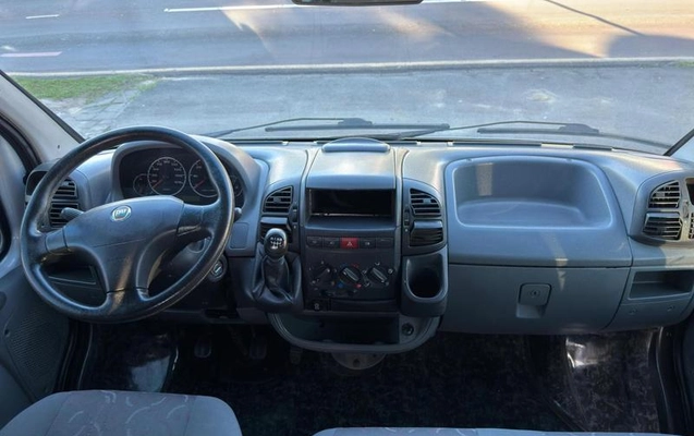 imagem-https://www.socarrao.com.br/sc-vehicle-images-prod/3577850/1789656402961-8430861_10_B_f8fbd1d4e0.jpeg