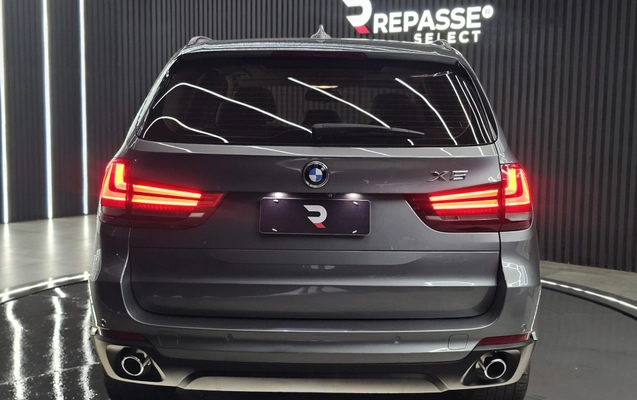 imagem-https://www.socarrao.com.br/sc-vehicle-images-prod/3578056/1789169854321-003_93748cf2f30082cd158b4ebef63a00fc.jpg