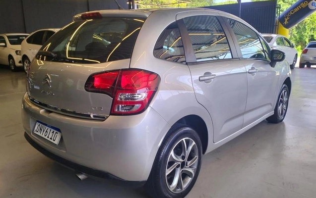 imagem-https://www.socarrao.com.br/sc-vehicle-images-prod/35782/1786728855876-7660924_14_B_7184988810.jpeg