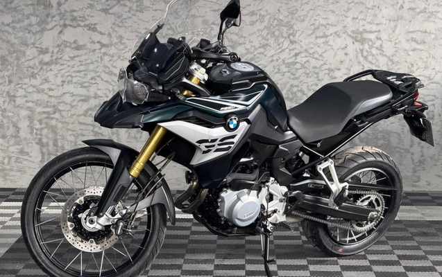 imagem-https://www.socarrao.com.br/sc-vehicle-images-prod/35783/1770292009830-7449300_2_B_1b92a52377.jpeg