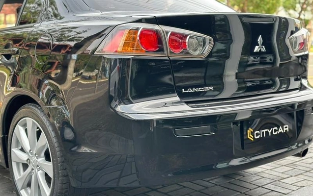 imagem-https://www.socarrao.com.br/sc-vehicle-images-prod/3578476/1791383748359-8404984_1_B_9fe736763a.jpeg