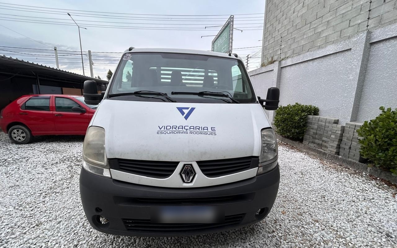 Renault Master 2012 Branco — foto 1 de 3