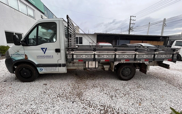 imagem-https://www.socarrao.com.br/sc-vehicle-images-prod/3580129/1788306083556-Rm90byA5LmpwZWc.jpeg