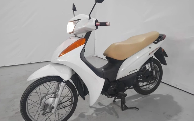imagem-https://www.socarrao.com.br/sc-vehicle-images-prod/3580457/1788306998968-V2hhdHNBcHAgSW1hZ2UgMjAyNi0wOC0yNiBhdCAxNC4wOS4wOS5qcGVn.jpeg