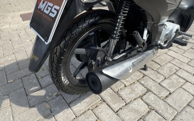 imagem-https://www.socarrao.com.br/sc-vehicle-images-prod/3580552/1788307444878-V2hhdHNBcHAgSW1hZ2UgMjAyNi0wOC0zMSBhdCAxMi4xNy4wOCAoMSkuanBlZw.jpeg
