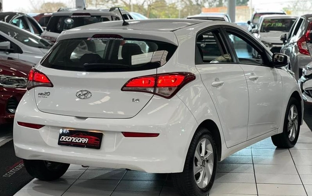 imagem-https://www.socarrao.com.br/sc-vehicle-images-prod/3581038/1788452001988-8441171_6_B_ec7151e47b.jpeg
