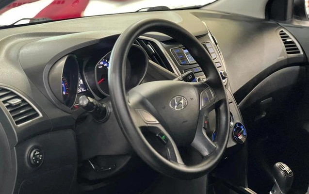 imagem-https://www.socarrao.com.br/sc-vehicle-images-prod/3581038/1788452001996-8441171_10_B_a59ca5abb6.jpeg