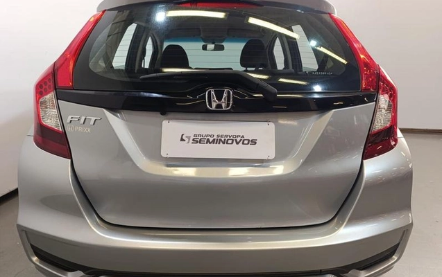 imagem-https://www.socarrao.com.br/sc-vehicle-images-prod/3581457/1788524642025-8441180_3_B_8268202245.jpeg