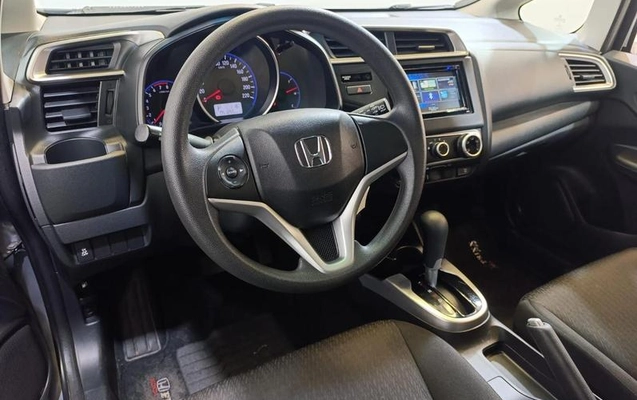 imagem-https://www.socarrao.com.br/sc-vehicle-images-prod/3581457/1788524642095-8441180_5_B_42ae83ebbd.jpeg