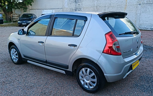 imagem-https://www.socarrao.com.br/sc-vehicle-images-prod/3581458/1788310760435-MTZlZWU0MzAtMTQyMC00NzdkLTg4M2YtNjljMjJkZGFjNzVlLmpwZw.jpg
