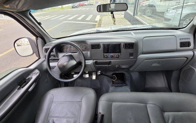 imagem-https://www.socarrao.com.br/sc-vehicle-images-prod/3582458/1788314002637-SU1HLTIwMjYwODEyLVdBMDA4OC5qcGc.jpg