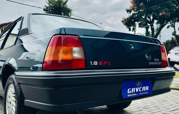 imagem-https://www.socarrao.com.br/sc-vehicle-images-prod/35846/1781007622273-6896164_25_B_24b3abdcc7.jpeg