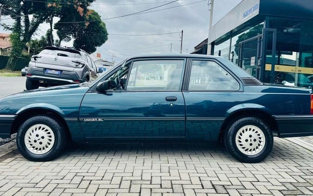 imagem-https://www.socarrao.com.br/sc-vehicle-images-prod/35846/1781007622274-6896164_26_B_a564dea05d.jpeg