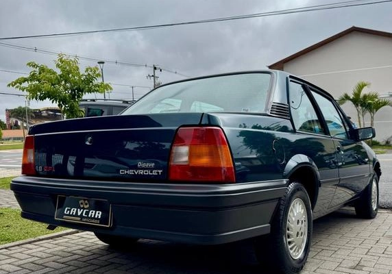 imagem-https://www.socarrao.com.br/sc-vehicle-images-prod/35846/1790282894584-6896164_21_B_eaf3c14f5c.jpeg