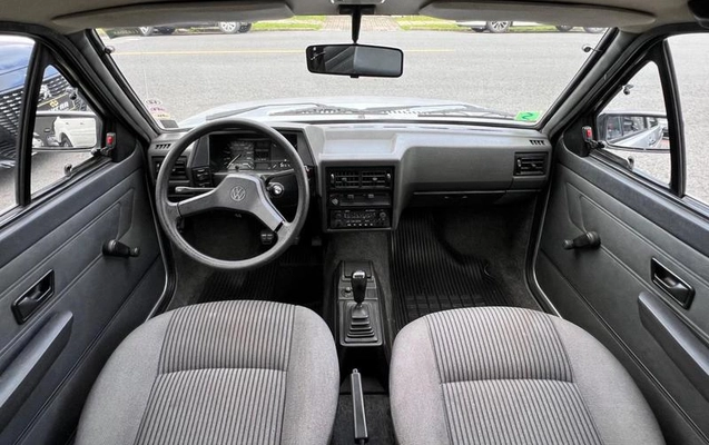imagem-https://www.socarrao.com.br/sc-vehicle-images-prod/35861/1782394500512-7425065_20_B_da115e4535.jpeg