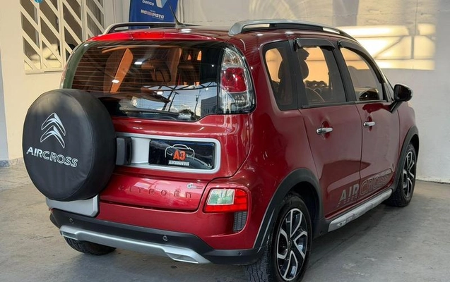 imagem-https://www.socarrao.com.br/sc-vehicle-images-prod/3587200/1788349595268-8433513_4_B_138a864903.jpeg