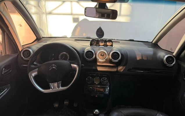 imagem-https://www.socarrao.com.br/sc-vehicle-images-prod/3587200/1788349595271-8433513_8_B_38837d4bce.jpeg