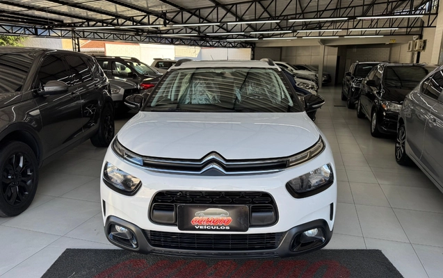 imagem-https://www.socarrao.com.br/sc-vehicle-images-prod/3587206/1788349739501-NDY1ZGUyZDgtNTE5Zi00OGQwLTlkMWMtMzJjZmZhMGUyY2Q4LmpwZWc.jpeg
