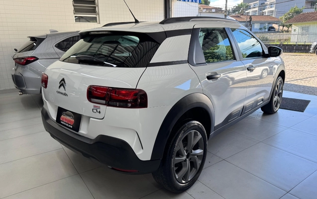 imagem-https://www.socarrao.com.br/sc-vehicle-images-prod/3587206/1788349739698-NGZkNzA1N2MtM2VmNS00ZDgzLTllZmEtZDAxNzVhY2MzNzU3LmpwZWc.jpeg