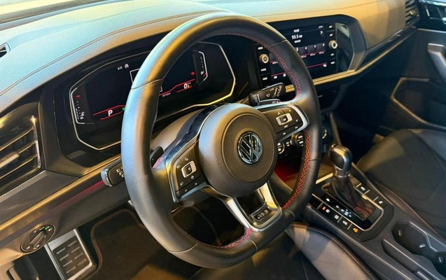 imagem-https://www.socarrao.com.br/sc-vehicle-images-prod/3587223/1788370072782-8441309_8_B_31e522cf60.jpeg