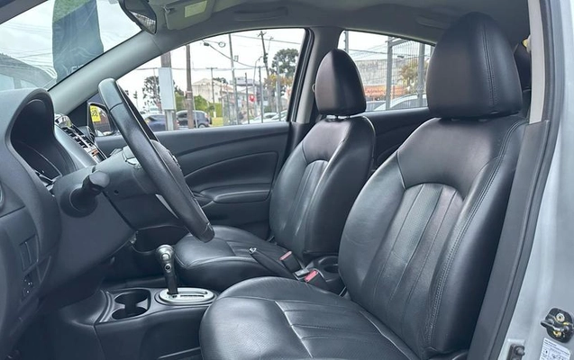 imagem-https://www.socarrao.com.br/sc-vehicle-images-prod/3587232/1788352836899-8400752_0_B_b70b30defe.jpeg