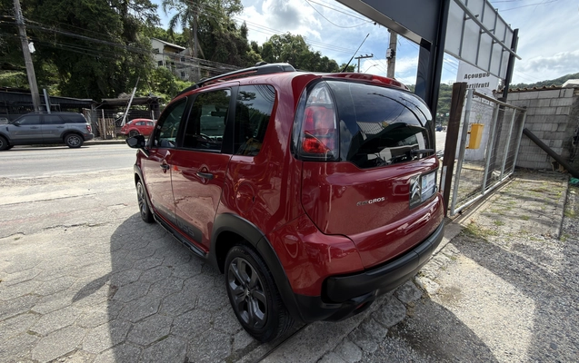 imagem-https://www.socarrao.com.br/sc-vehicle-images-prod/3587233/1788350270271-003_06583d8ed8ff1ba4756185535b6b7159.jpeg