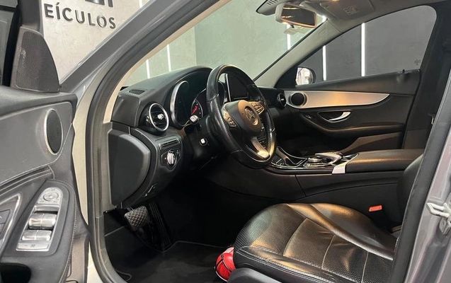 imagem-https://www.socarrao.com.br/sc-vehicle-images-prod/3587238/1788543873432-8440954_7_B_574feac85e.jpeg