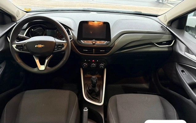 imagem-https://www.socarrao.com.br/sc-vehicle-images-prod/3587261/1789561413384-f67907ad-8d93-4d03-a0dd-cf7ebfada4d7.jpg