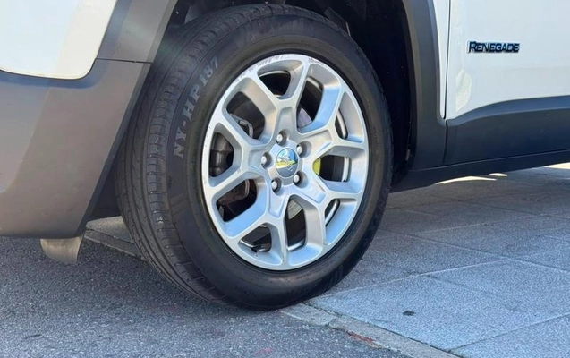 imagem-https://www.socarrao.com.br/sc-vehicle-images-prod/3587263/1789388579074-8402708_10_B_1b2880ad91.jpeg