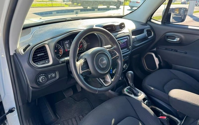 imagem-https://www.socarrao.com.br/sc-vehicle-images-prod/3587263/1789388579076-8402708_7_B_fdb1e33c51.jpeg