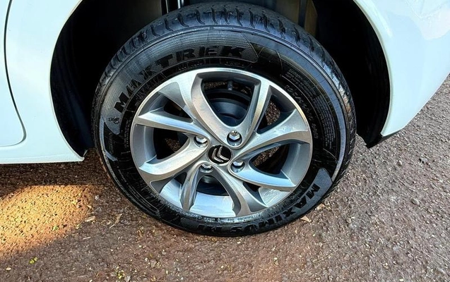 imagem-https://www.socarrao.com.br/sc-vehicle-images-prod/3587409/1788351721935-8268558_14_B_3d0c191d2d.jpeg