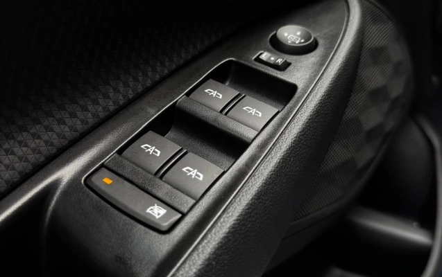 imagem-https://www.socarrao.com.br/sc-vehicle-images-prod/3587466/1788352241319-c62fd451-45f2-463a-859b-6e9368ab0960.jpg