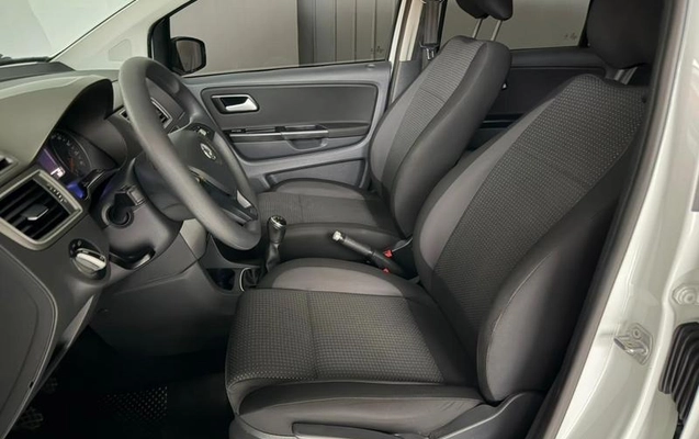 imagem-https://www.socarrao.com.br/sc-vehicle-images-prod/3587483/1788352409042-8441485_15_B_d67622cb91.jpeg