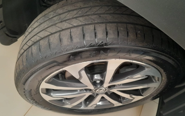 imagem-https://www.socarrao.com.br/sc-vehicle-images-prod/3587489/1788352516091-wTsqk5Ds5DL2TkFHnYq5O6R2st5j1UM8.jpg