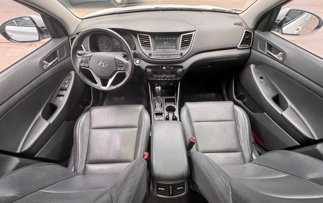 imagem-https://www.socarrao.com.br/sc-vehicle-images-prod/3587515/1788353016599-003_37cd935ada435e95e5d4ce5bd6c0a9e3.jpg