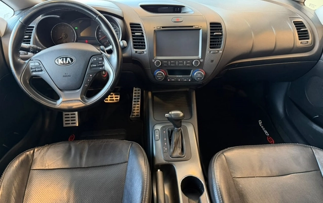 imagem-https://www.socarrao.com.br/sc-vehicle-images-prod/3587593/1788355487967-13_033230.jpg