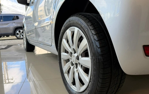 imagem-https://www.socarrao.com.br/sc-vehicle-images-prod/3587600/1788355572841-9_092101.jpg