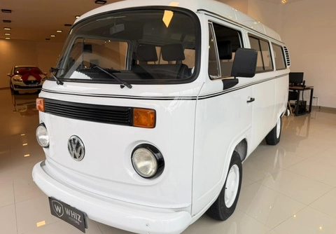 Volkswagen Kombi Furgão 2001 Branco — foto 1 de 3