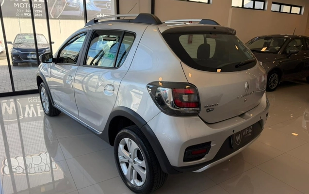 imagem-https://www.socarrao.com.br/sc-vehicle-images-prod/3587603/1788355607489-7_034826.jpg